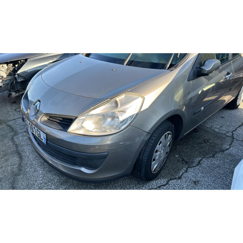 Boitier UCH RENAULT CLIO 3 Photo n°7