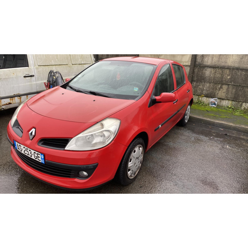 Boitier UCH RENAULT CLIO 3 Photo n°6