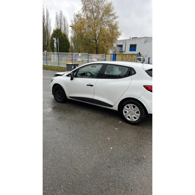 Boitier UCH RENAULT CLIO 4 Photo n°5