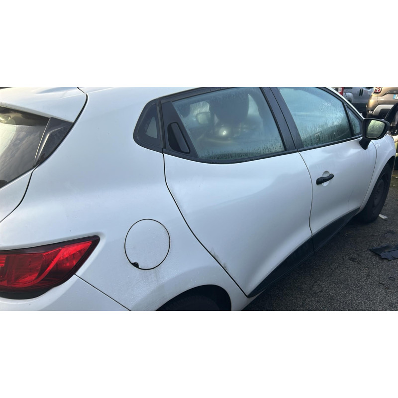 Boitier UCH RENAULT CLIO 4 Photo n°12