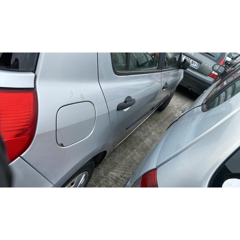 Boitier UCH RENAULT CLIO 3 Photo n°5