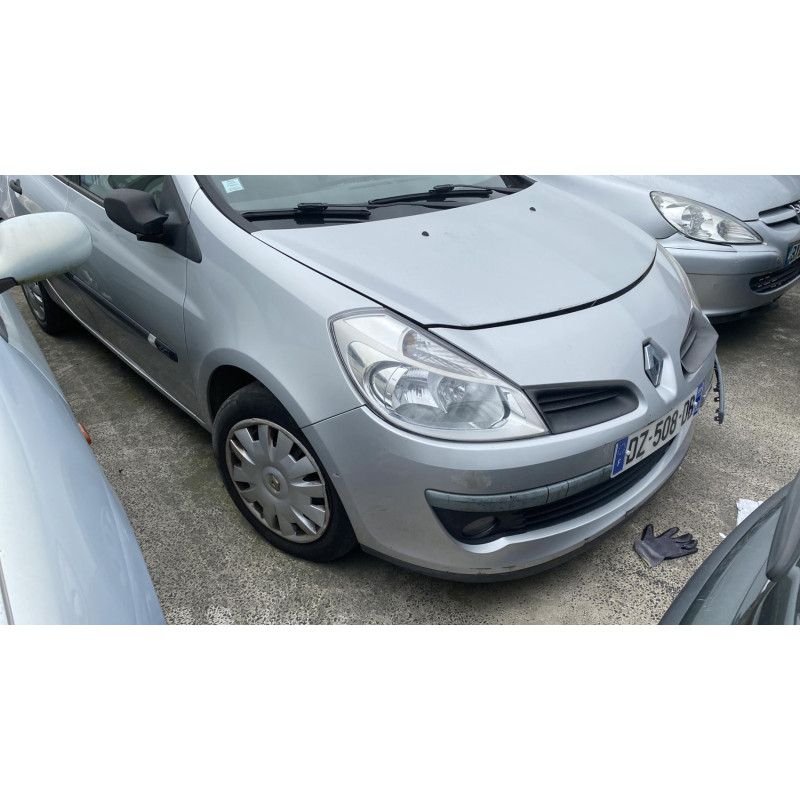 Boitier UCH RENAULT CLIO 3 Photo n°13