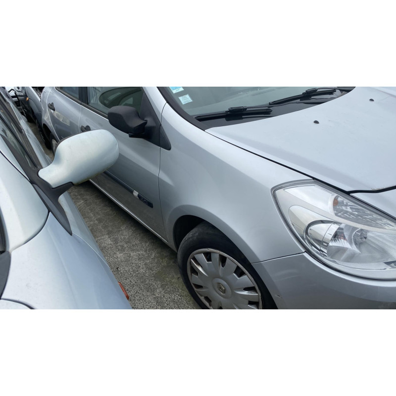 Boitier UCH RENAULT CLIO 3 Photo n°19