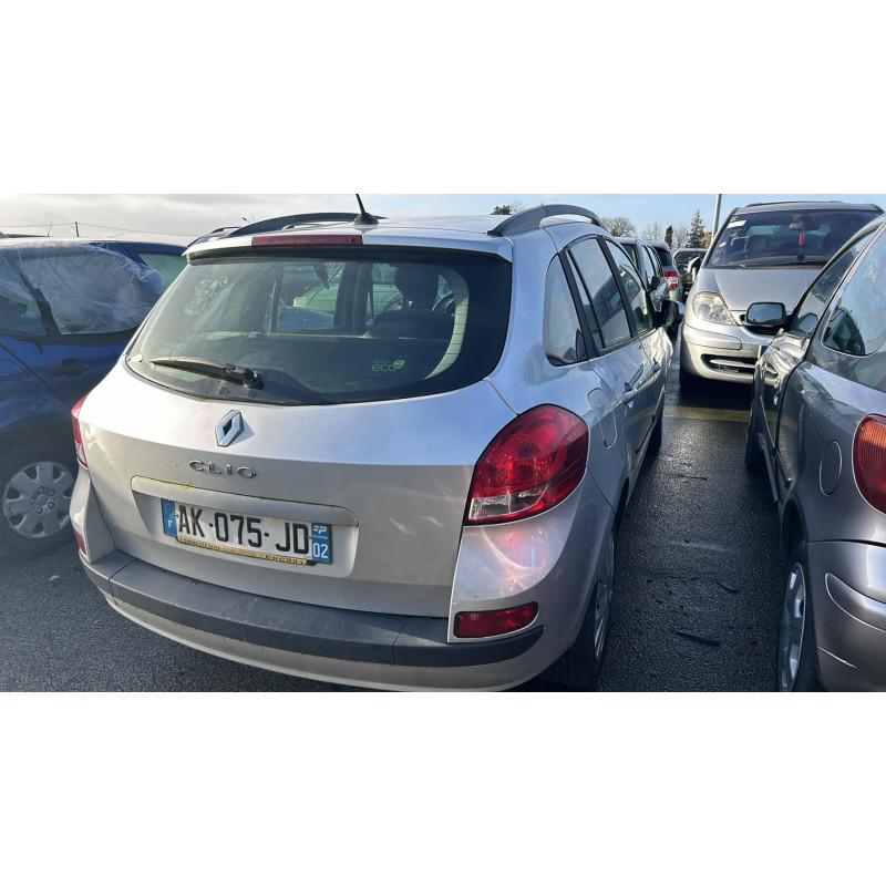 Boitier UCH RENAULT CLIO 3 Photo n°15