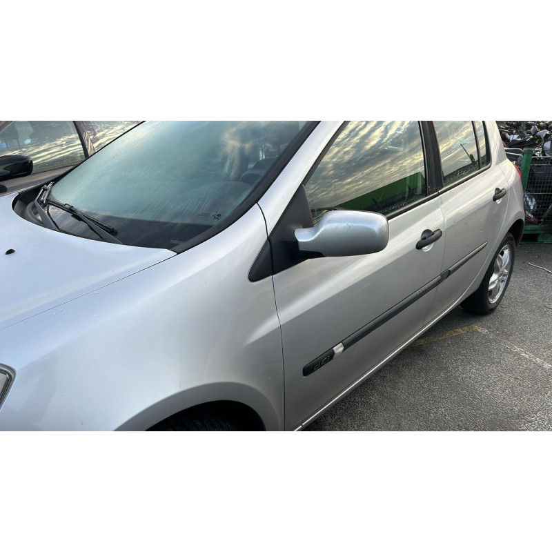 Boitier UCH RENAULT CLIO 3 Photo n°10