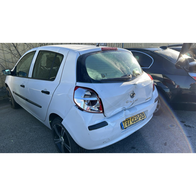 Boitier UCH RENAULT CLIO 3 Photo n°16