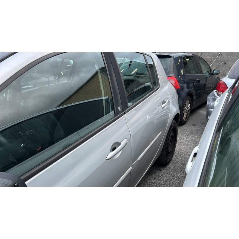 Boitier UCH RENAULT CLIO 3 Photo n°8