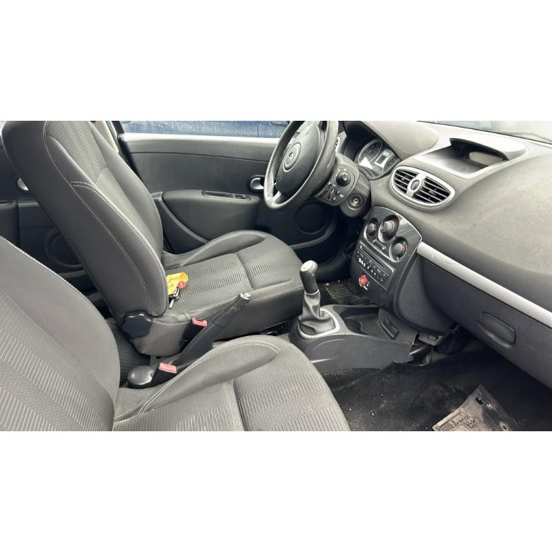 Boitier UCH RENAULT CLIO 3 Photo n°10