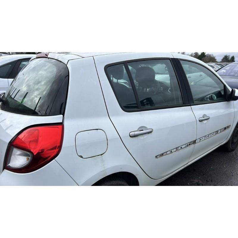 Boitier UCH RENAULT CLIO 3 Photo n°17