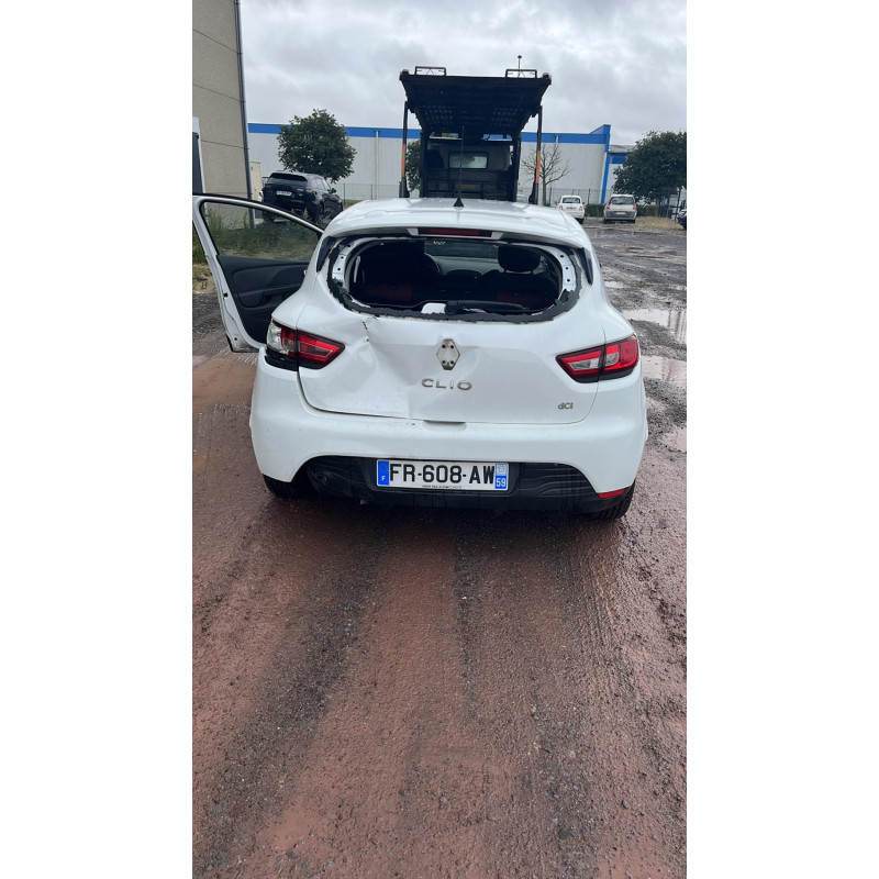 Boitier UCH RENAULT CLIO 4 Photo n°10