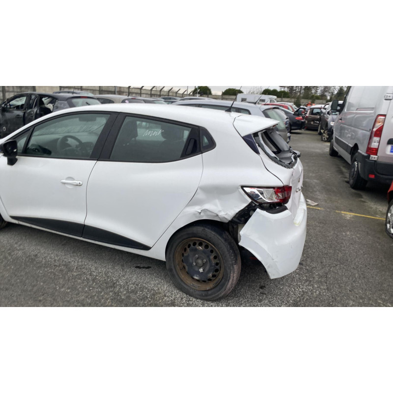 Boitier UCH RENAULT CLIO 4 Photo n°17