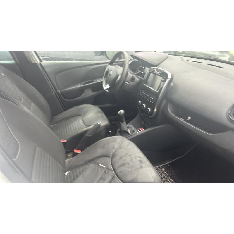 Boitier UCH RENAULT CLIO 4 Photo n°10