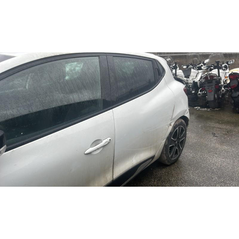 Boitier UCH RENAULT CLIO 4 Photo n°15