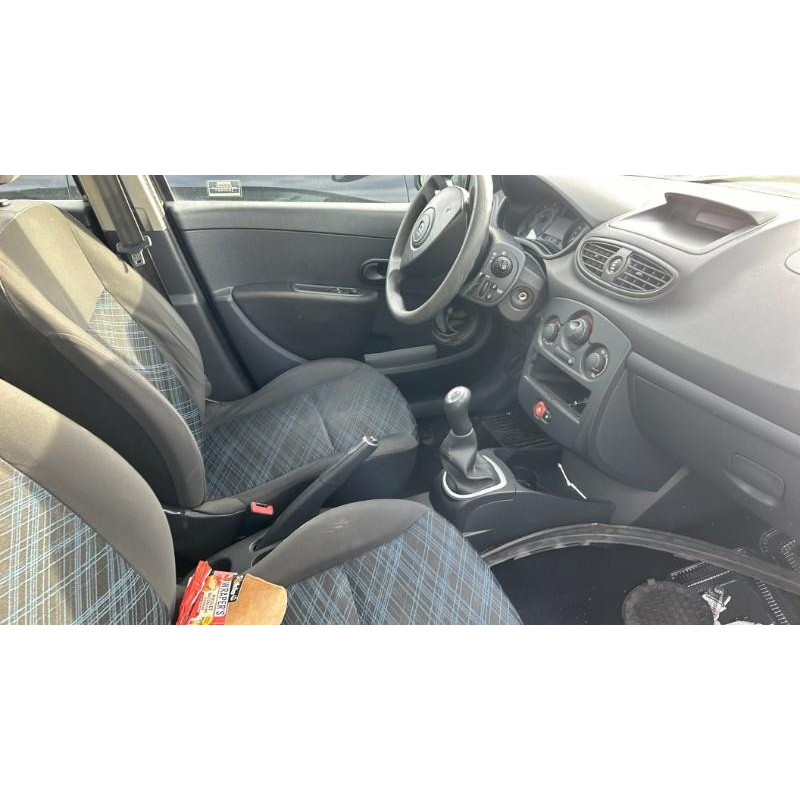 Boitier UCH RENAULT CLIO 3 Photo n°7