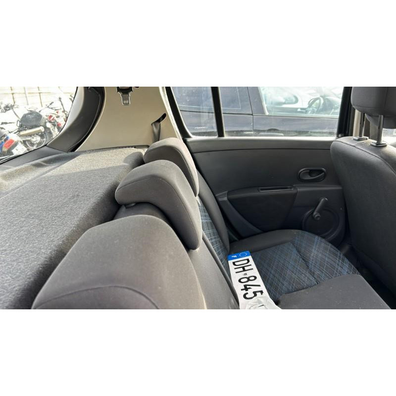 Boitier UCH RENAULT CLIO 3 Photo n°12