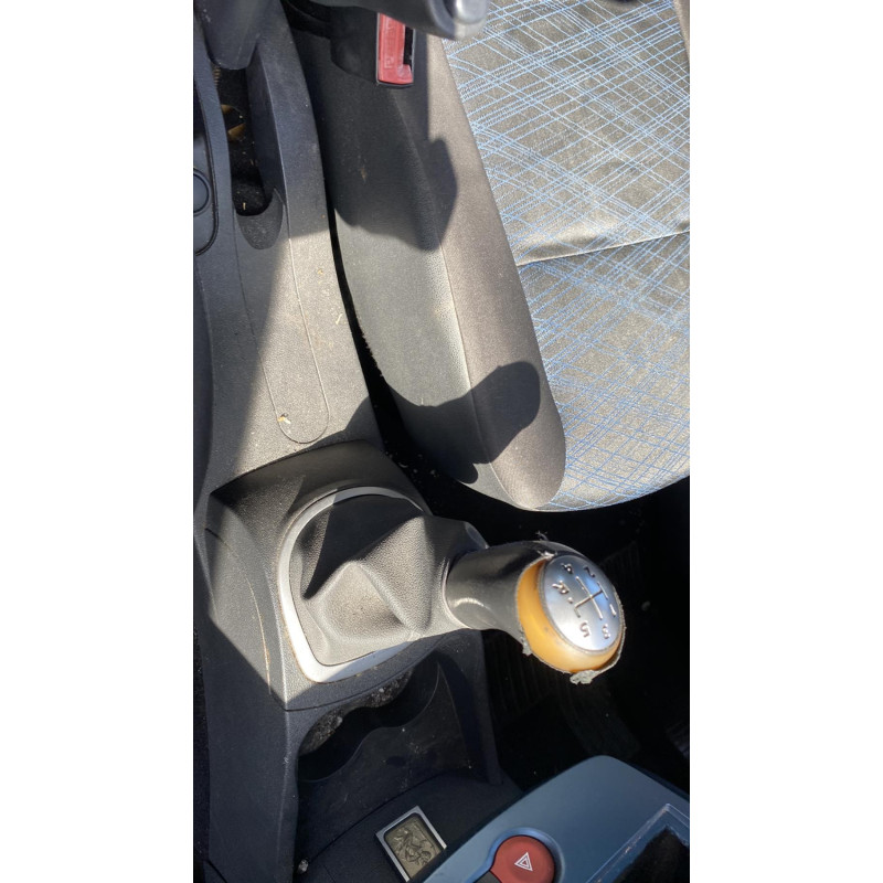 Boitier UCH RENAULT CLIO 3 Photo n°12