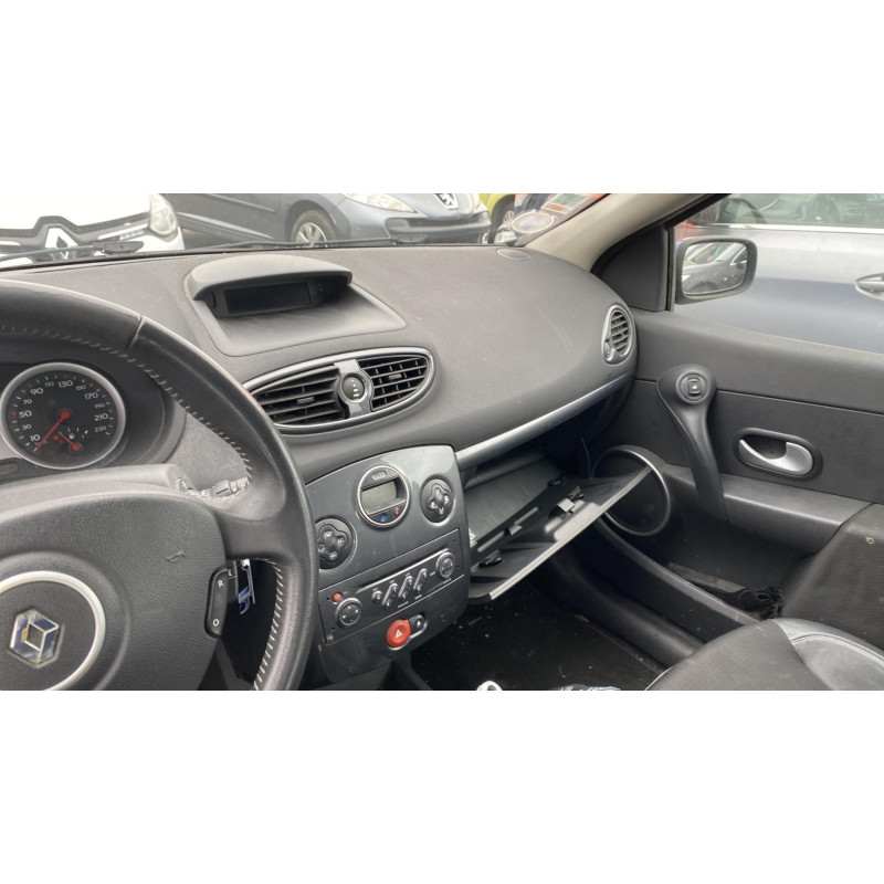 Boitier UCH RENAULT CLIO 3 Photo n°11