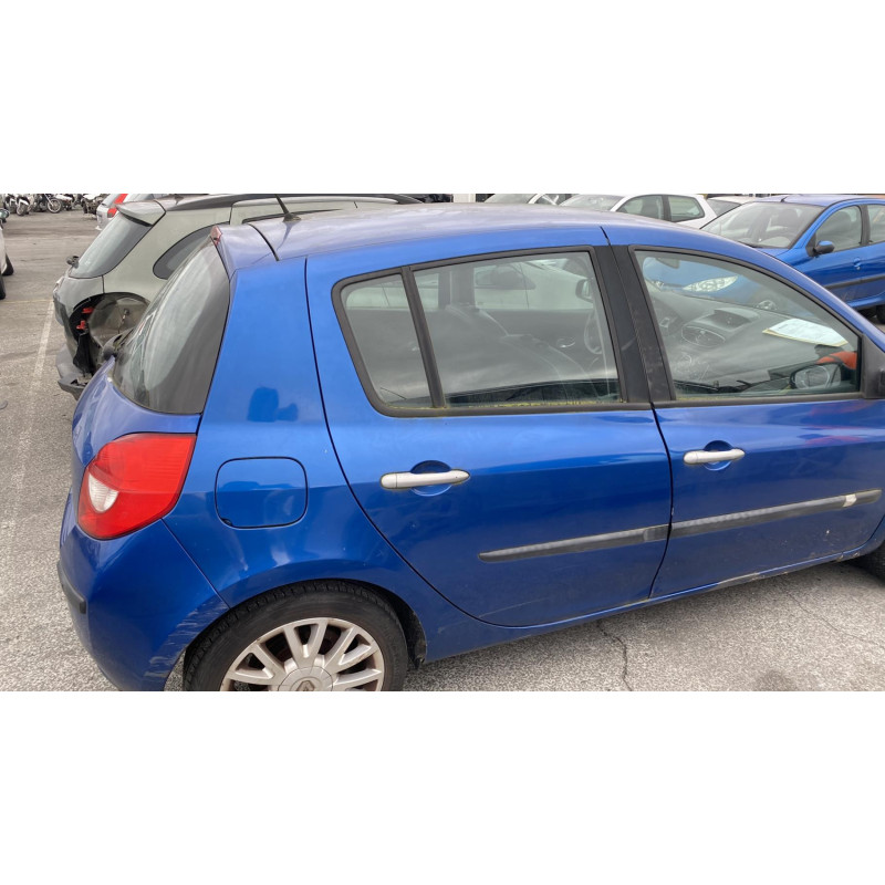 Boitier UCH RENAULT CLIO 3 Photo n°17