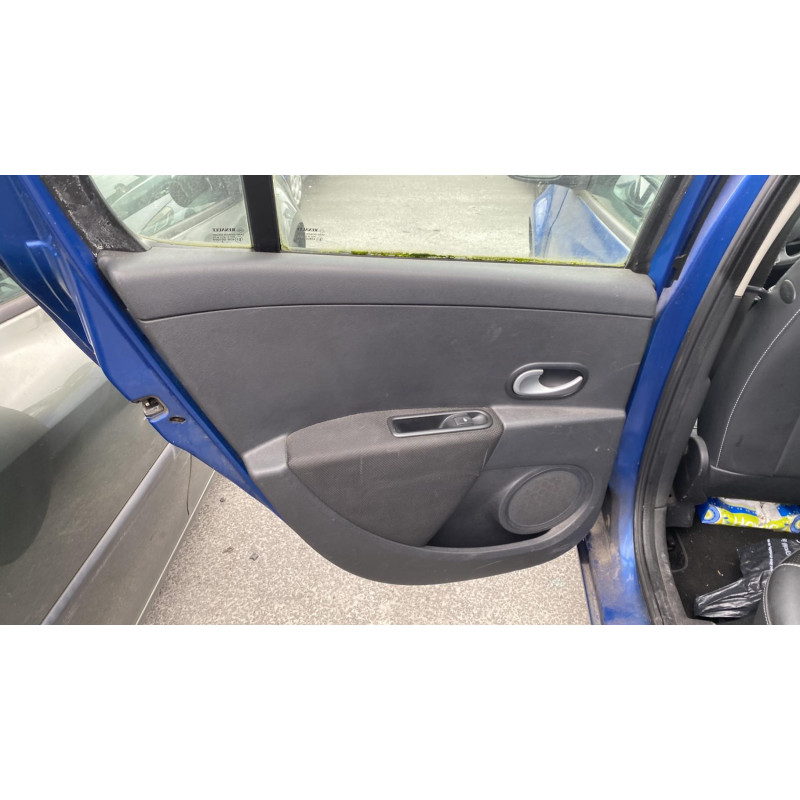 Boitier UCH RENAULT CLIO 3 Photo n°19