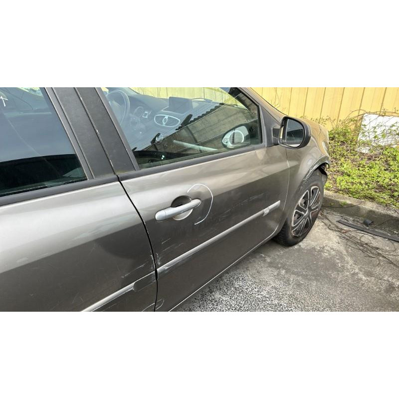 Boitier UCH RENAULT CLIO 3 Photo n°6