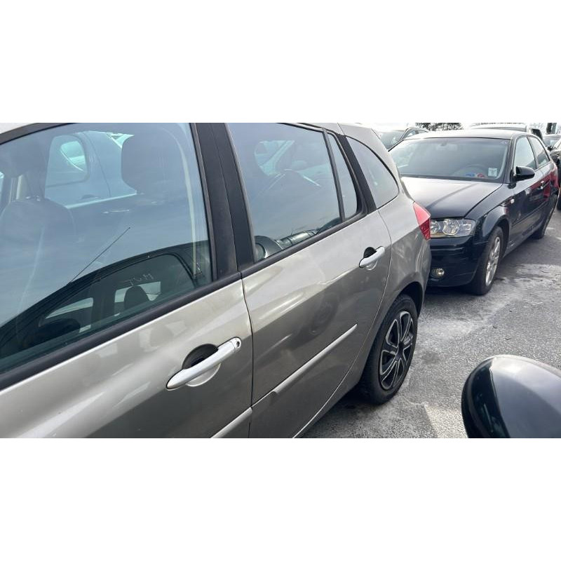 Boitier UCH RENAULT CLIO 3 Photo n°14