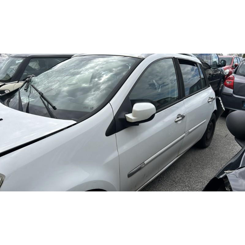 Boitier UCH RENAULT CLIO 3 Photo n°8