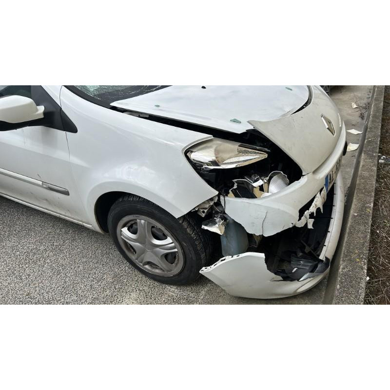 Boitier UCH RENAULT CLIO 3 Photo n°12