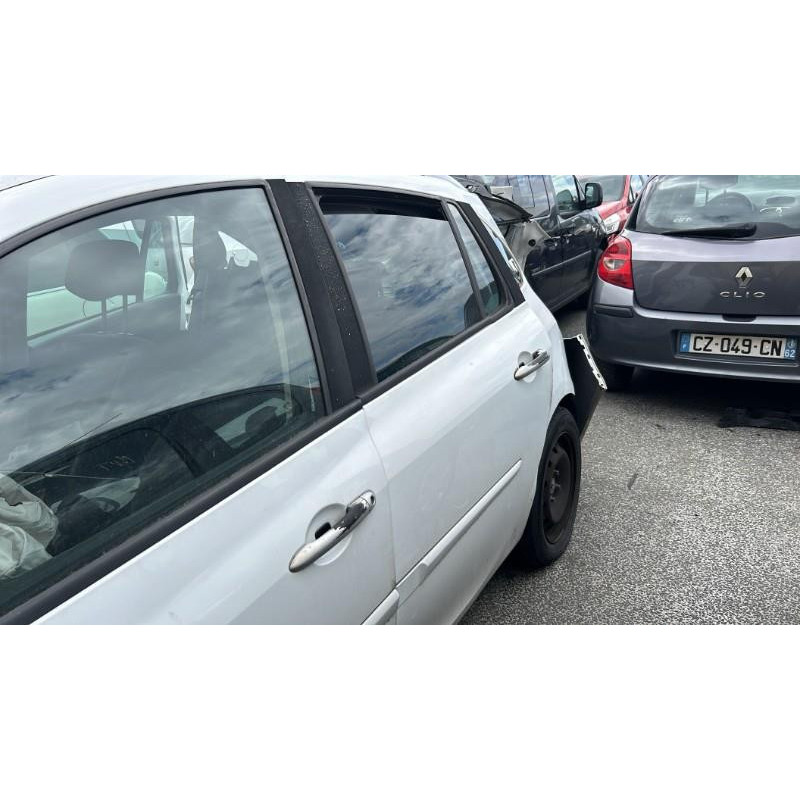 Boitier UCH RENAULT CLIO 3 Photo n°14