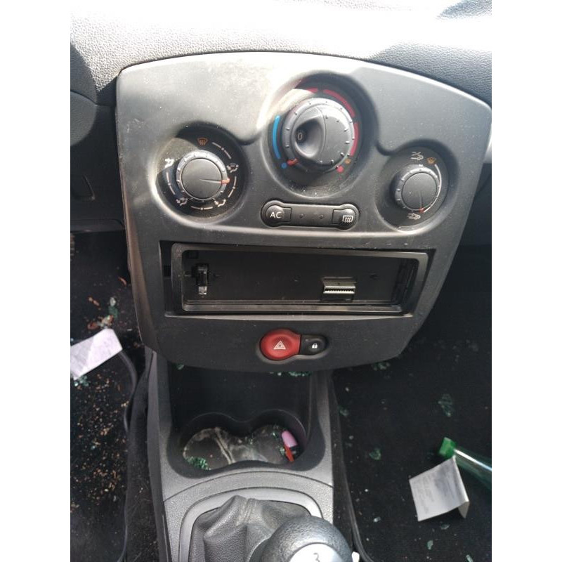 Boitier UCH RENAULT CLIO 3 Photo n°5