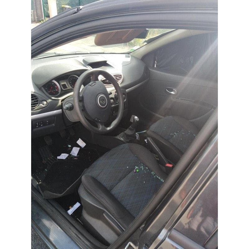 Boitier UCH RENAULT CLIO 3 Photo n°9