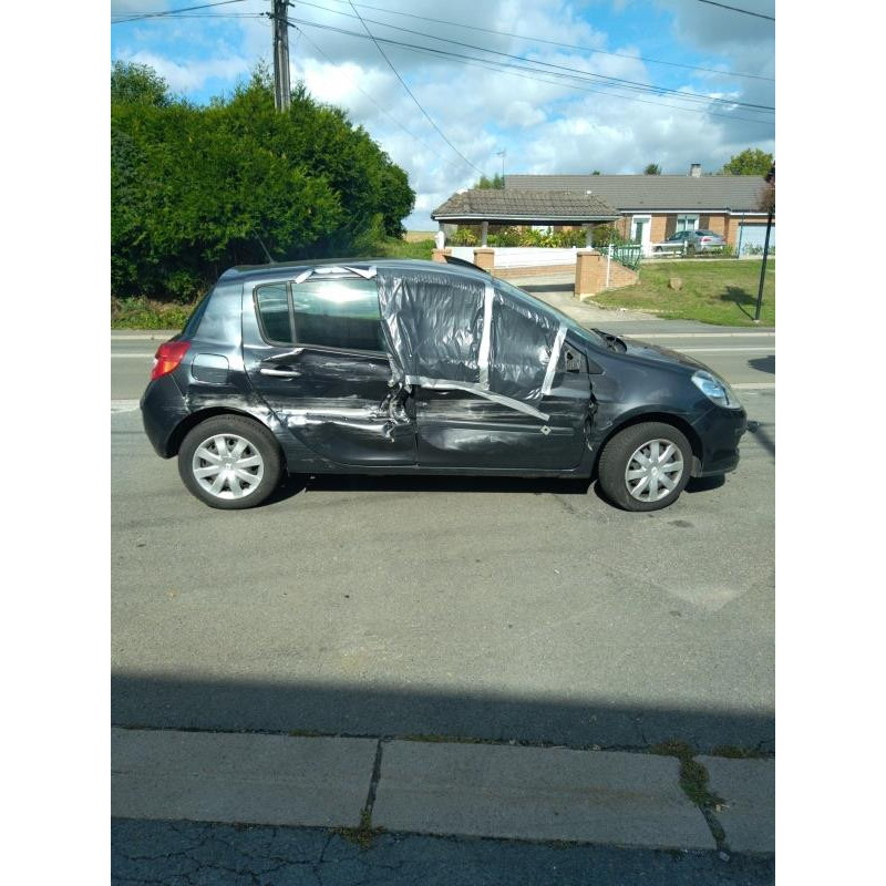 Boitier UCH RENAULT CLIO 3 Photo n°14