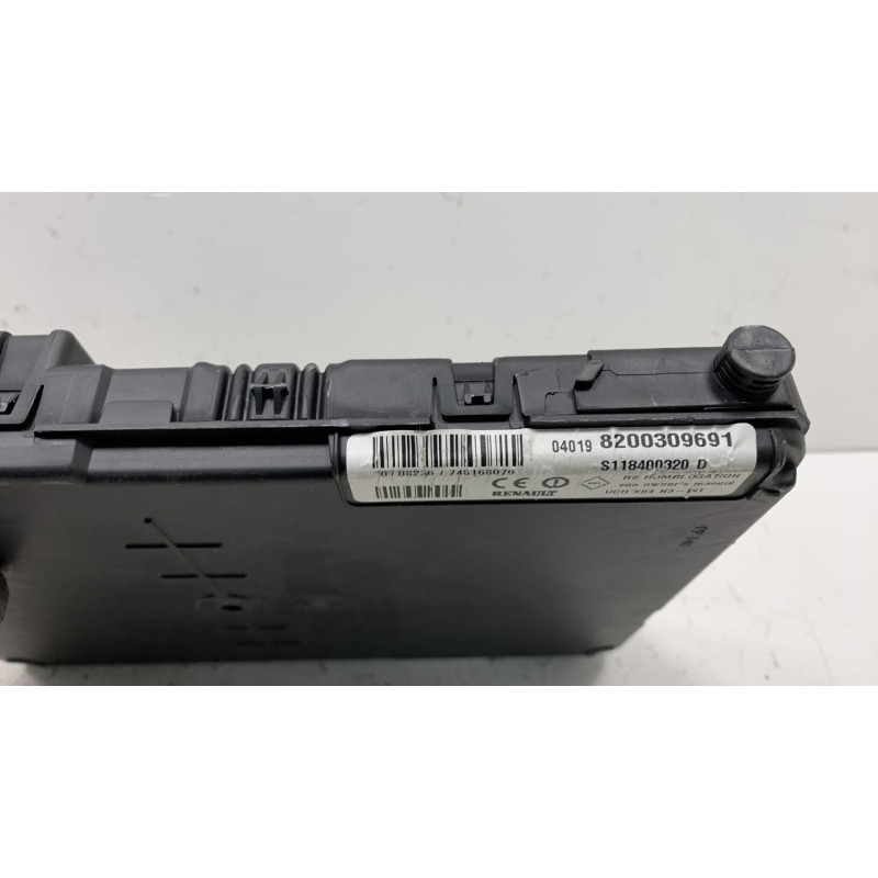 Boitier UCH RENAULT GRAND SCENIC 2 Photo n°2