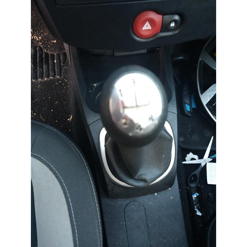 Boitier UCH RENAULT CLIO 3 Photo n°4