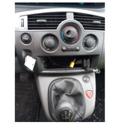 Boitier UCH RENAULT SCENIC 2