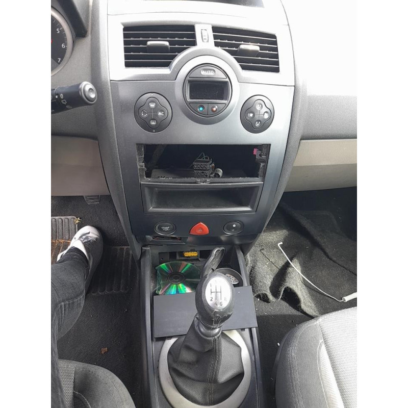 Boitier UCH RENAULT MEGANE 2 Photo n°10