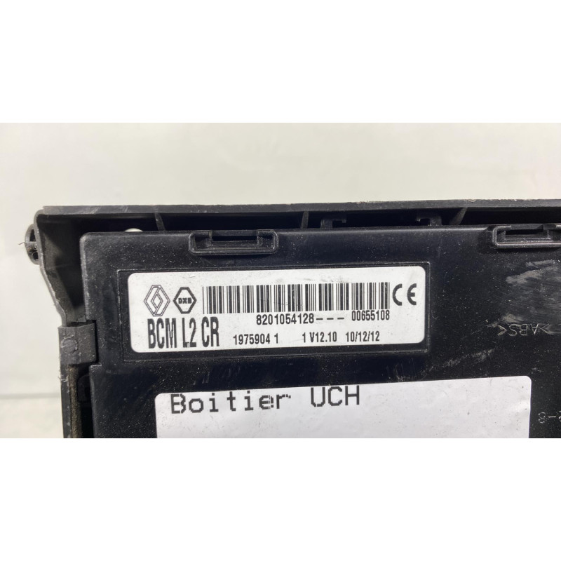 Boitier UCH RENAULT CLIO 3 Photo n°3
