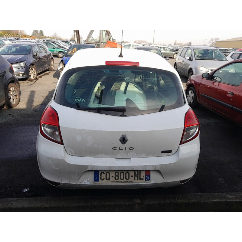 Boitier UCH RENAULT CLIO 3 Photo n°5