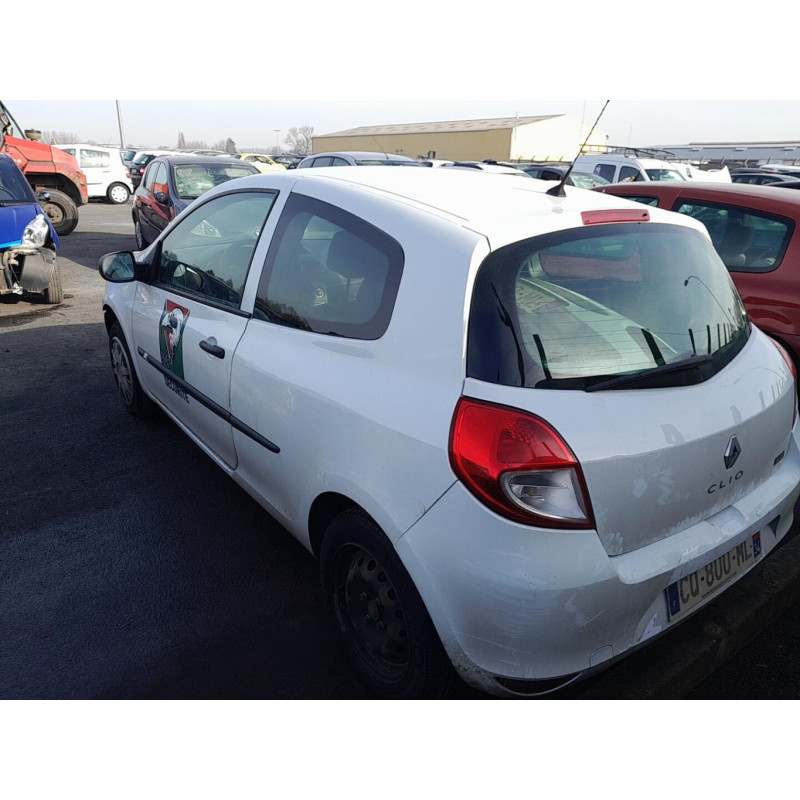 Boitier UCH RENAULT CLIO 3 Photo n°6