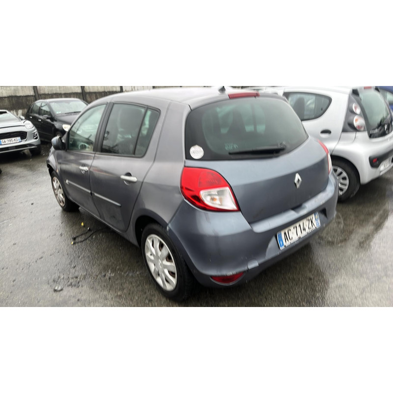 Boitier UCH RENAULT CLIO 3 Photo n°5
