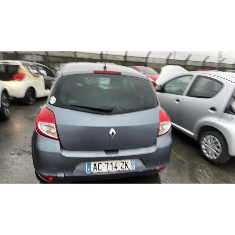 Boitier UCH RENAULT CLIO 3 Photo n°7