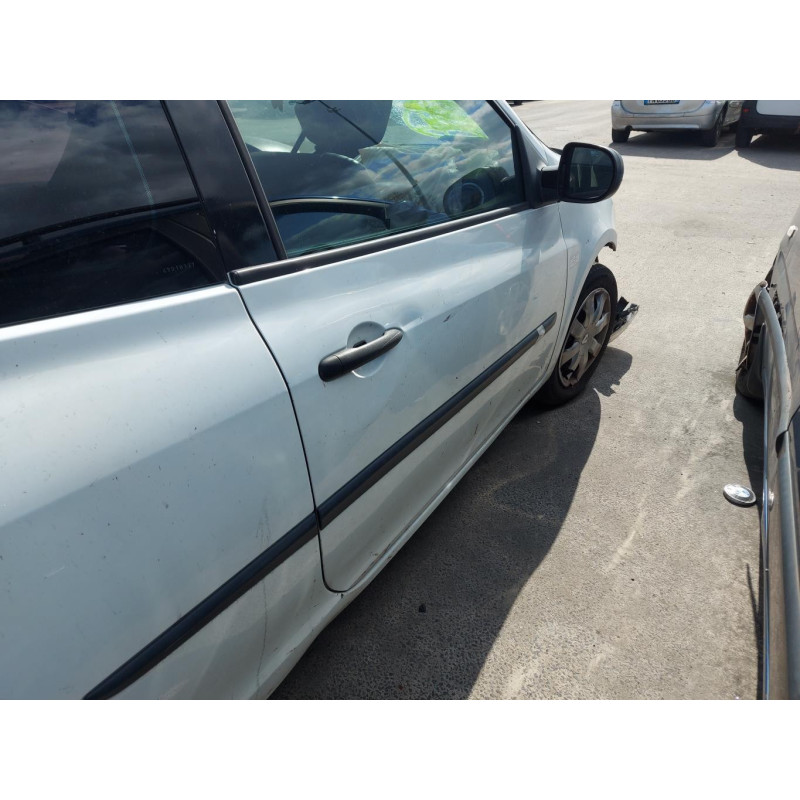 Boitier UCH RENAULT CLIO 3 Photo n°13