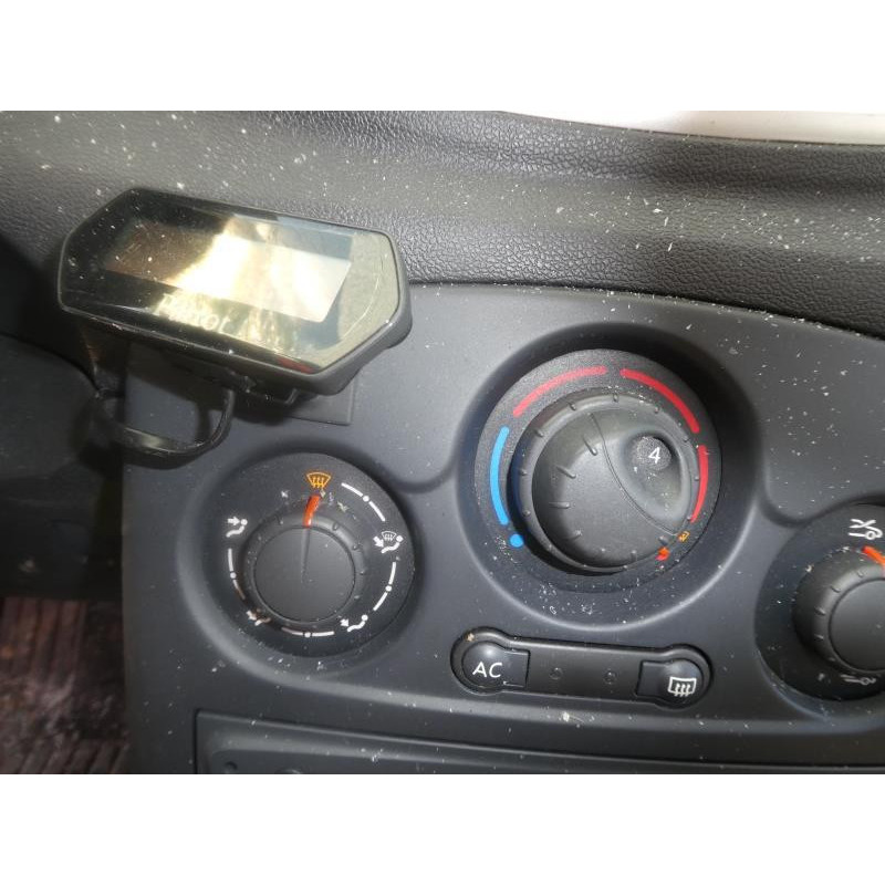 Boitier UCH RENAULT CLIO 3 Photo n°5