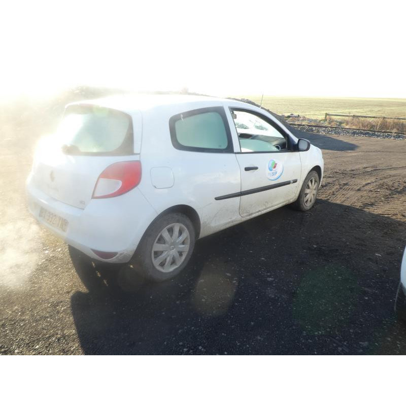 Boitier UCH RENAULT CLIO 3 Photo n°7