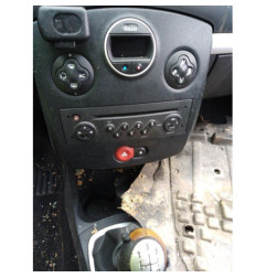 Boitier UCH RENAULT CLIO 3