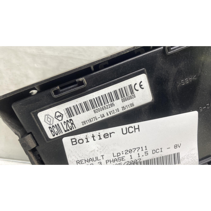 Boitier UCH RENAULT CLIO 3 Photo n°4