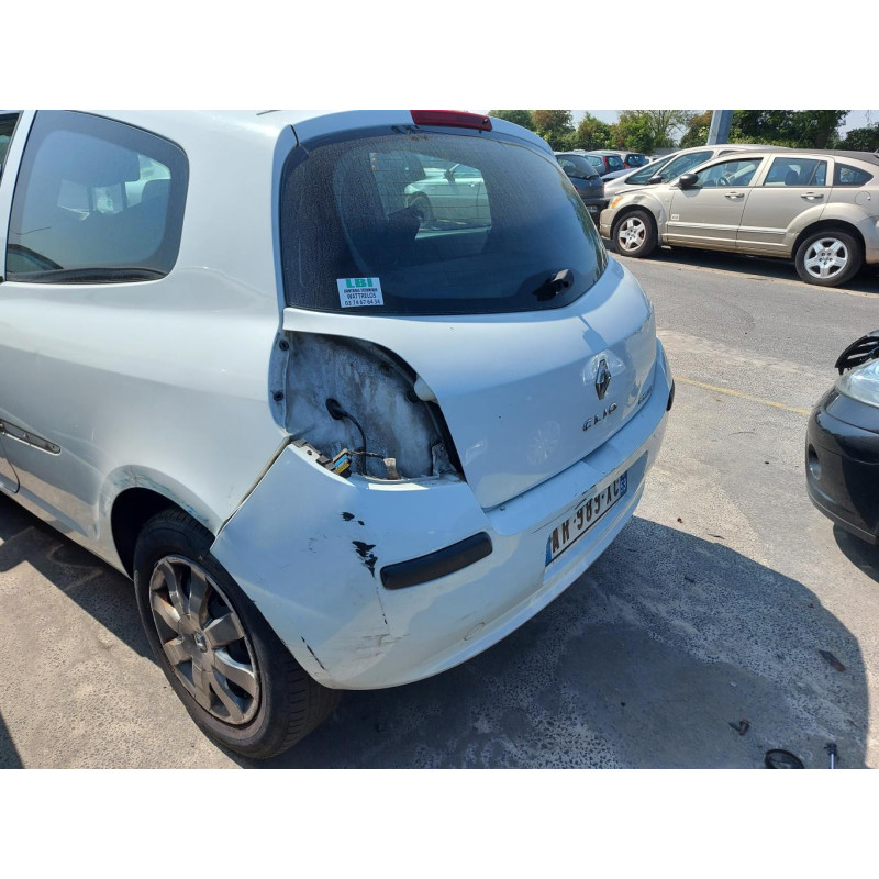 Boitier UCH RENAULT CLIO 3 Photo n°18