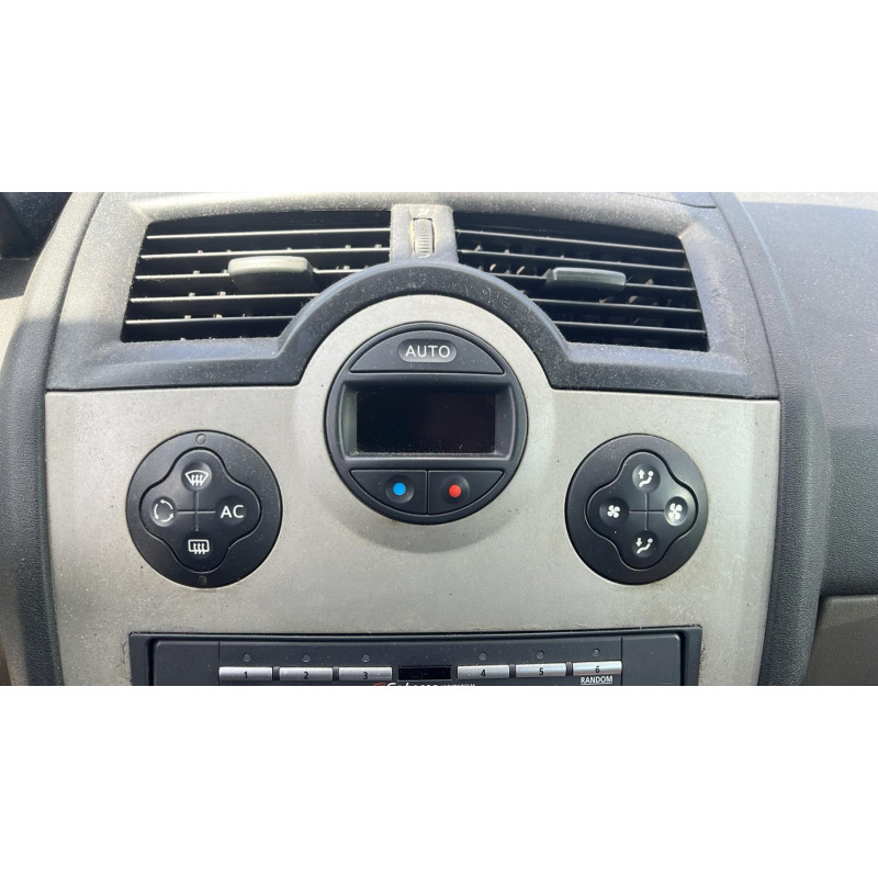 Boitier UCH RENAULT MEGANE 2 Photo n°12