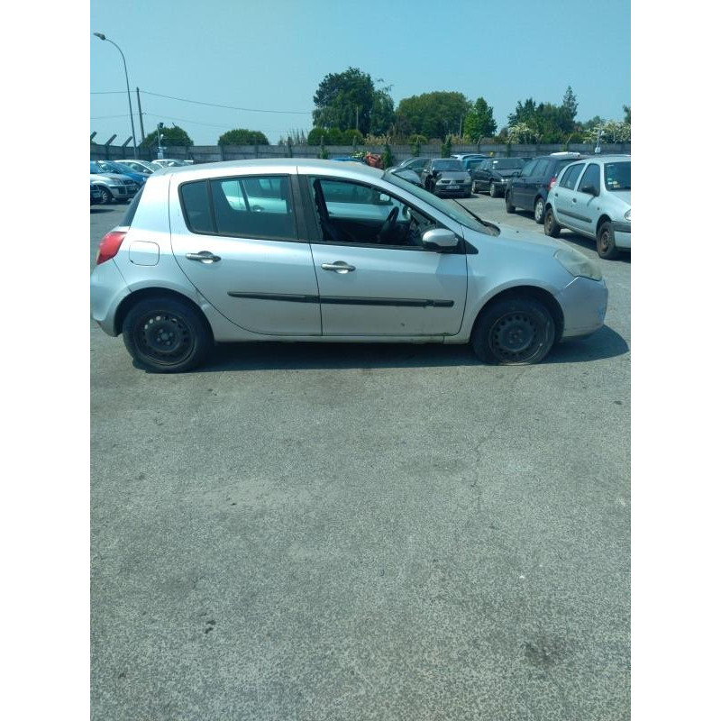 Boitier UCH RENAULT CLIO 3 Photo n°5