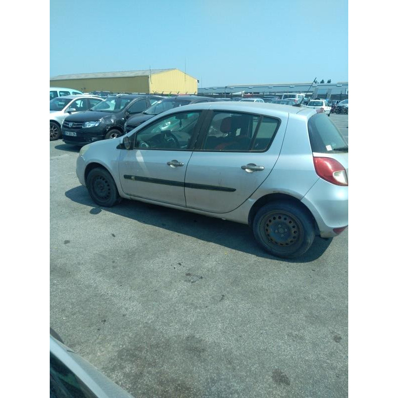 Boitier UCH RENAULT CLIO 3 Photo n°11