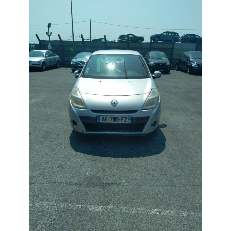 Boitier UCH RENAULT CLIO 3 Photo n°12